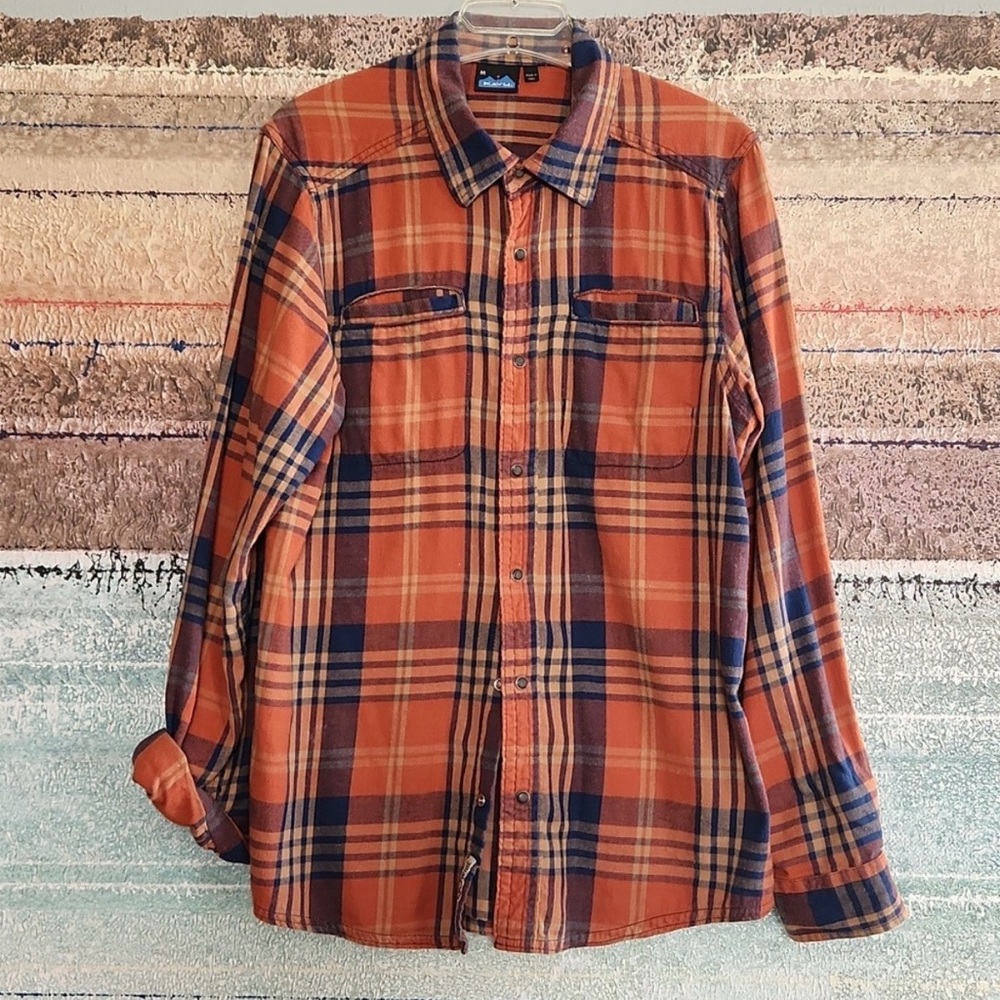 KAVU Snap Flannel Shirt Women’s Medium Orange Plaid Outdoor Hiking Cozy